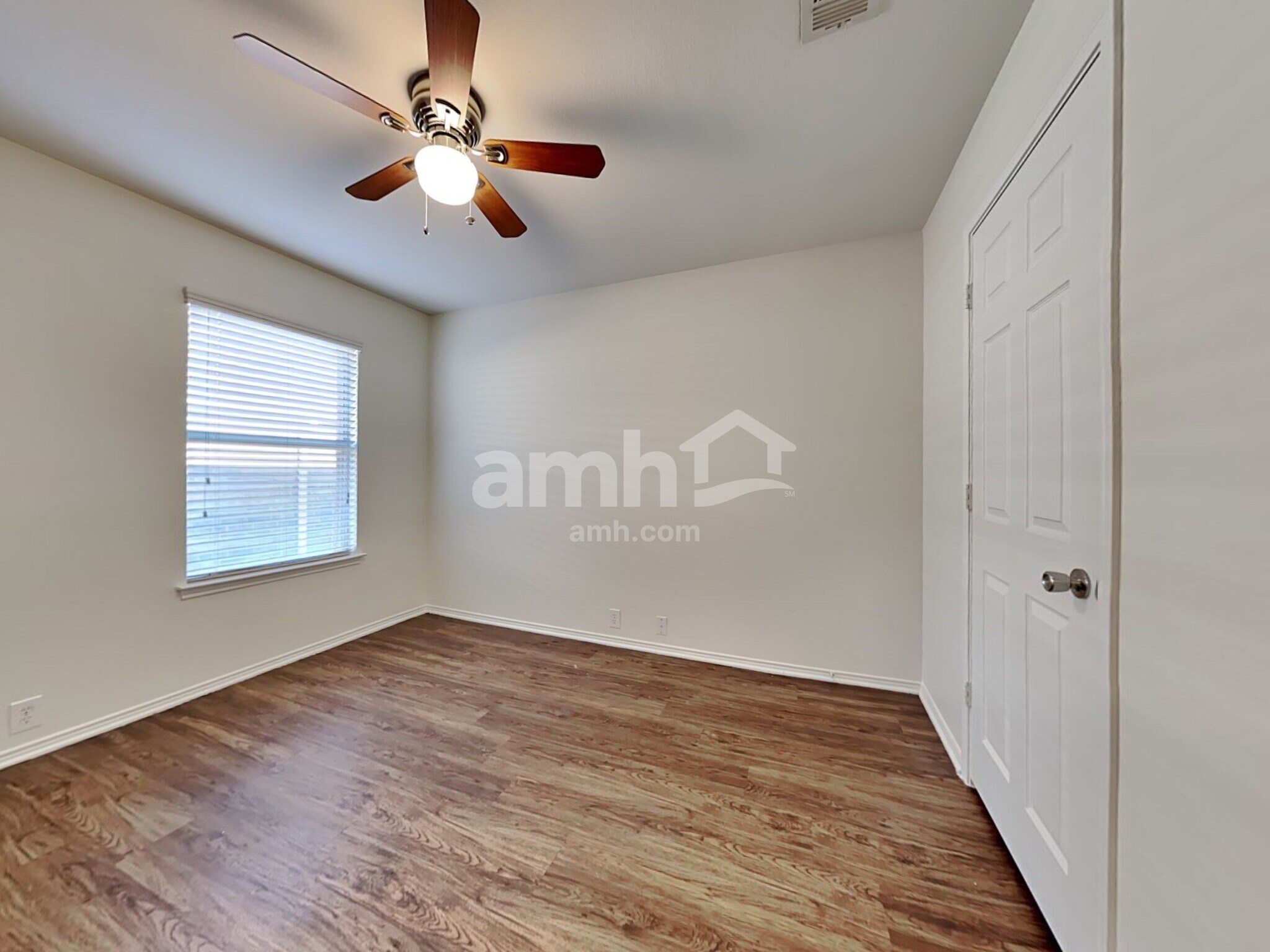 Building Photo - 1813 Wind Dancer Trail