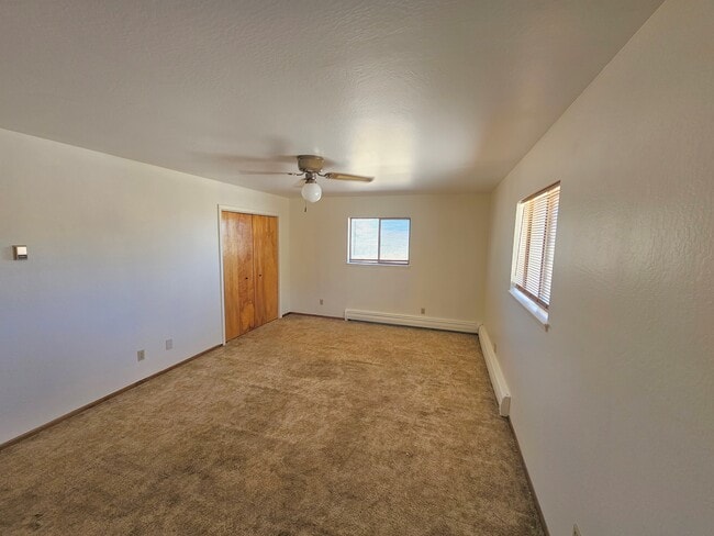 Building Photo - 1353 Santa Cruz Dr