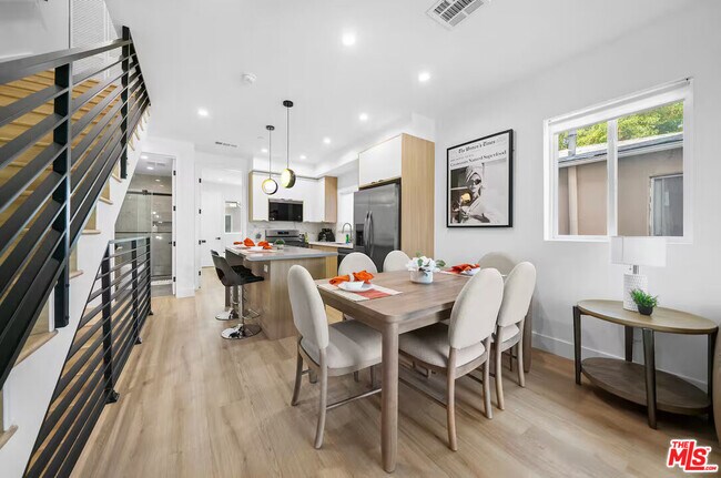 Building Photo - 201 S Westlake Ave