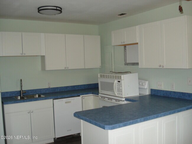 Building Photo - 4776 Cardinal Blvd
