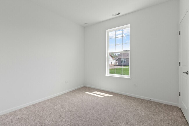 Building Photo - 11067 Thomas St