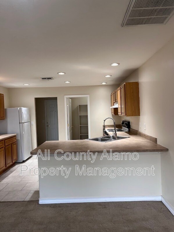 Building Photo - 8133 Morning Grove