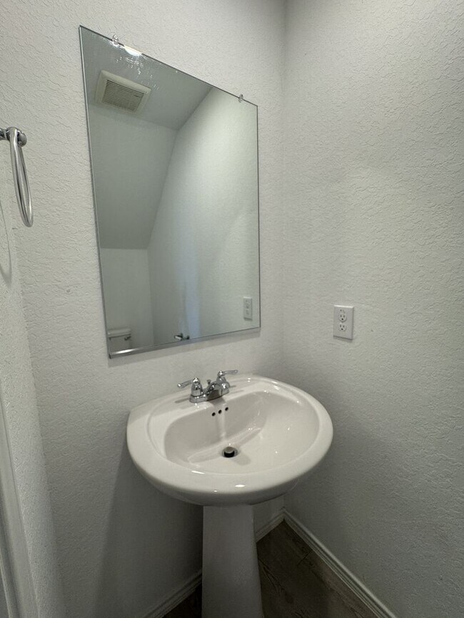 Building Photo - 14803 Brandy Bnd