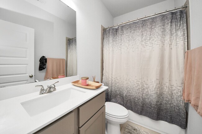 Building Photo - 5506 Onyx Fls Dr