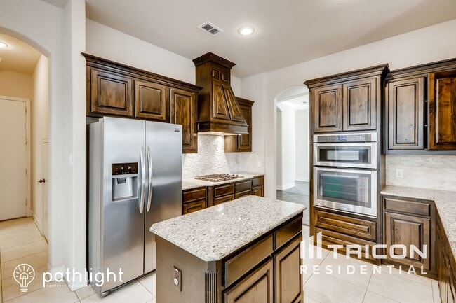 Building Photo - 12675 Tealsky Dr