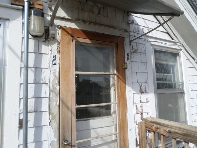 Building Photo - 1215 Vattier Street