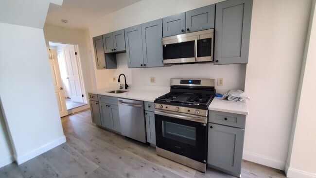 Building Photo - ALLSTON 2 BED WITH UPDATED KITCHEN - DISHWASHER