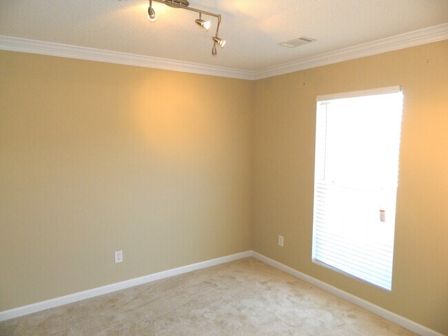 Building Photo - 2905 Galahad Way