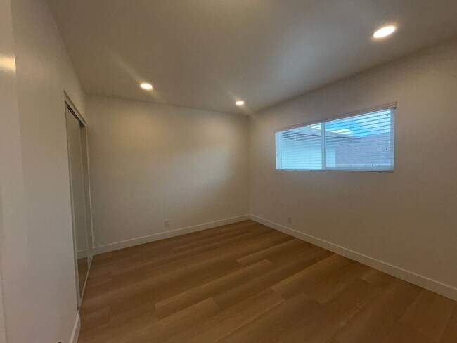 Building Photo - Beautiful newly renovated 3-bedroom, 2-bath home available now in Westminster!