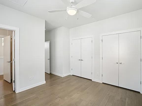 Building Photo - MOVE IN READY