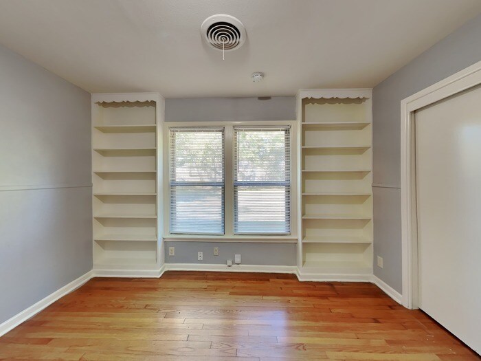 Building Photo - 4209 Arden Pl