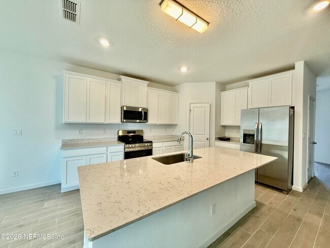 Building Photo - 4033 Haydon Burns Pl