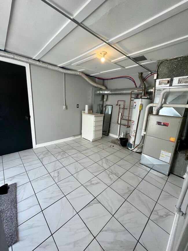 Building Photo - 1132/1134 Margie Street