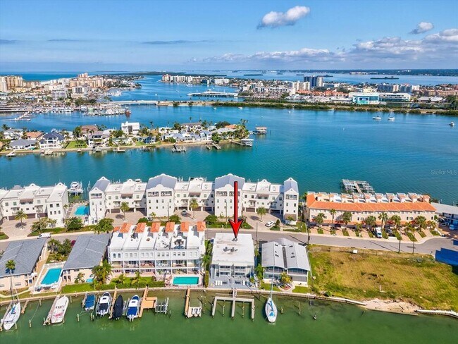 Building Photo - 185 Brightwater Dr