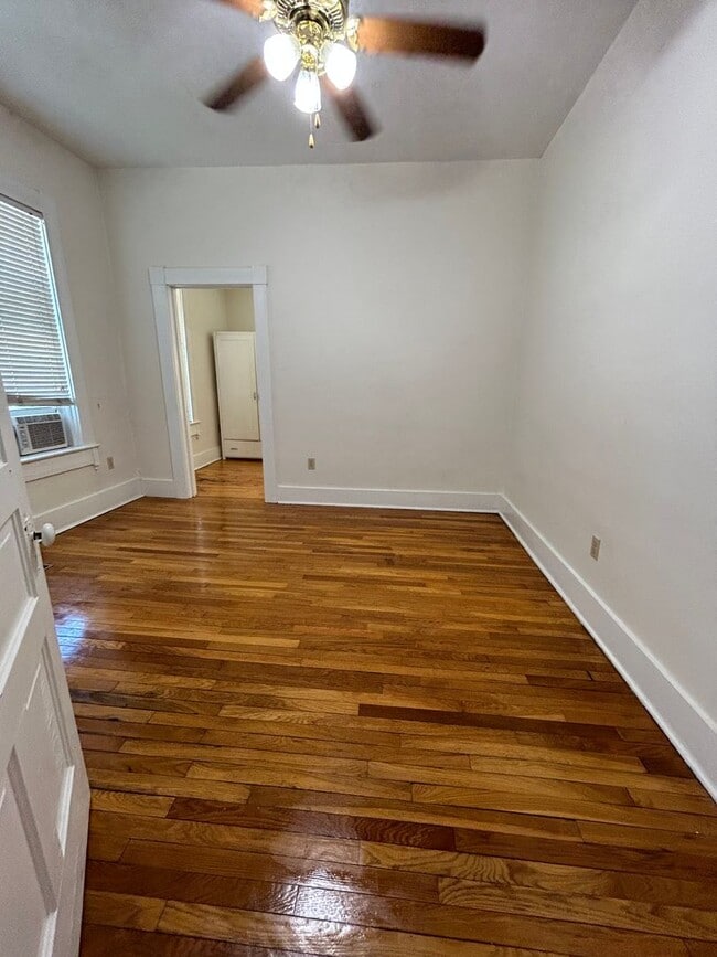 Building Photo - One Bedroom Apartment on Northside