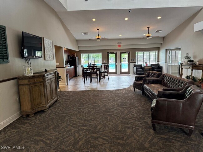 Building Photo - 4252 Fennwood Ct
