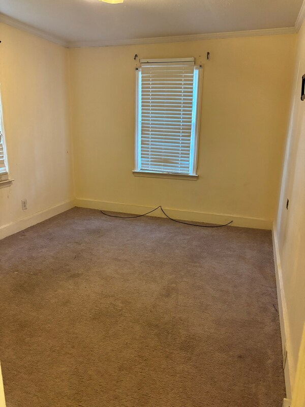 Building Photo - 1574 Colonial Dr