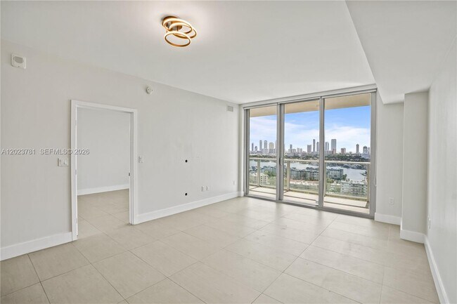 Building Photo - 16385 Biscayne Blvd