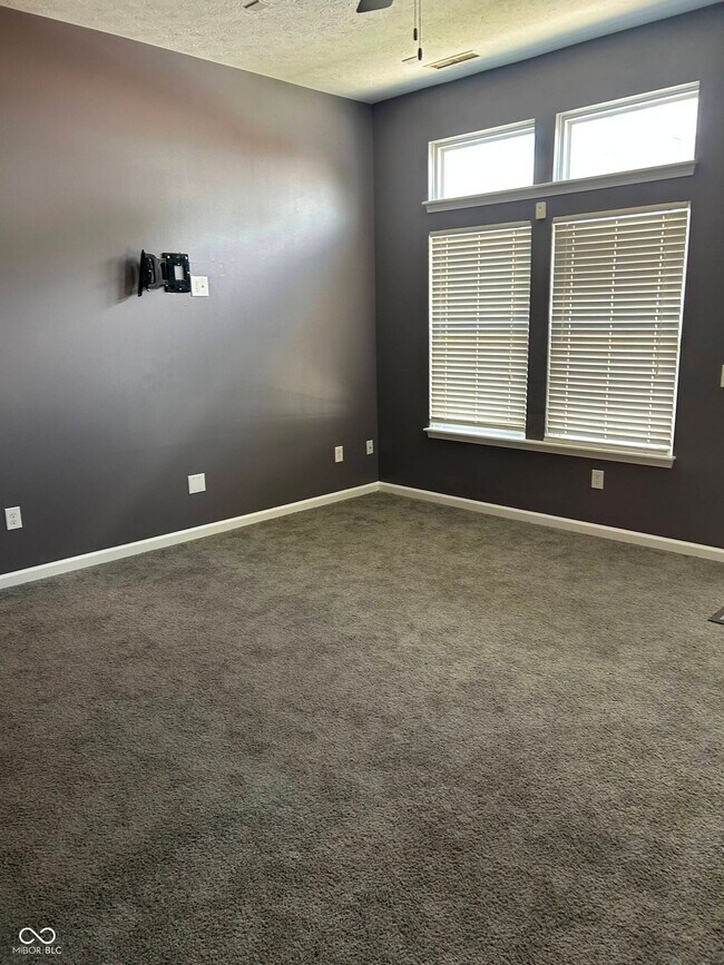 Building Photo - 5202 Alpine Violet Way