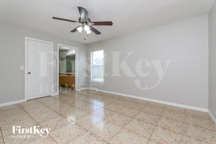 Building Photo - 557 Peace Dr