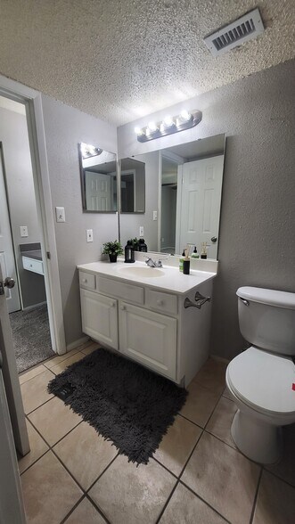 Building Photo - 3748 Idlebrook Cir