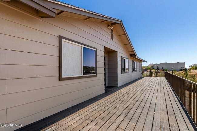 Building Photo - 48451 N 27th Ave