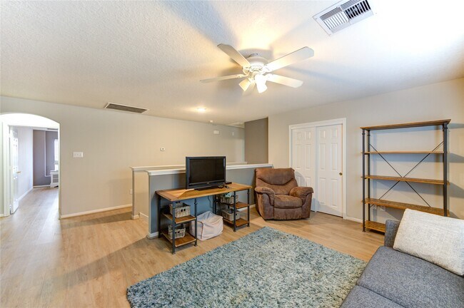 Building Photo - 2351 Urban Forest Ct