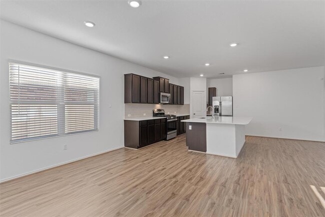 Building Photo - 1324 Chad Dr