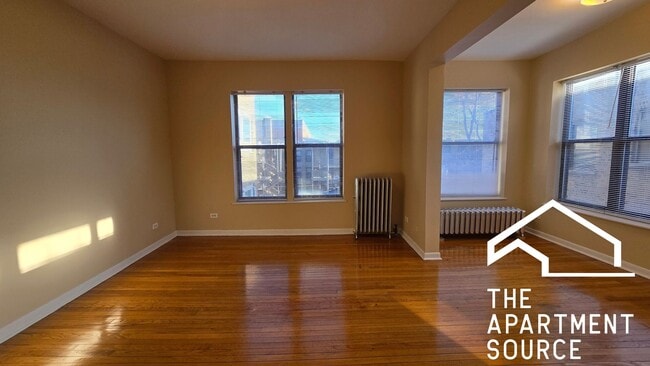 Building Photo - 7724 N Marshfield Ave