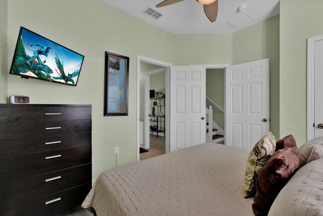 Building Photo - 2549 Maneshaw Ln