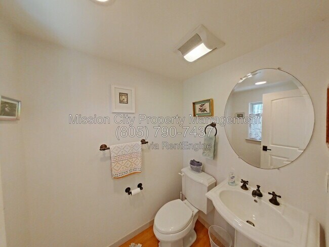 Building Photo - 345 Kellogg Way