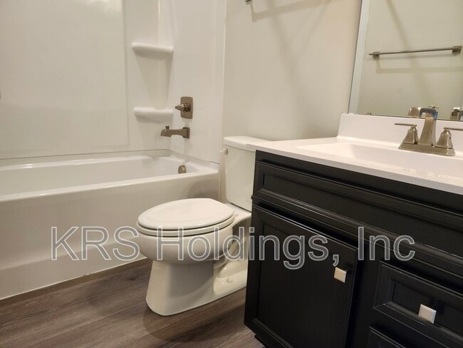 Building Photo - 4527 Fountainbridge Ct