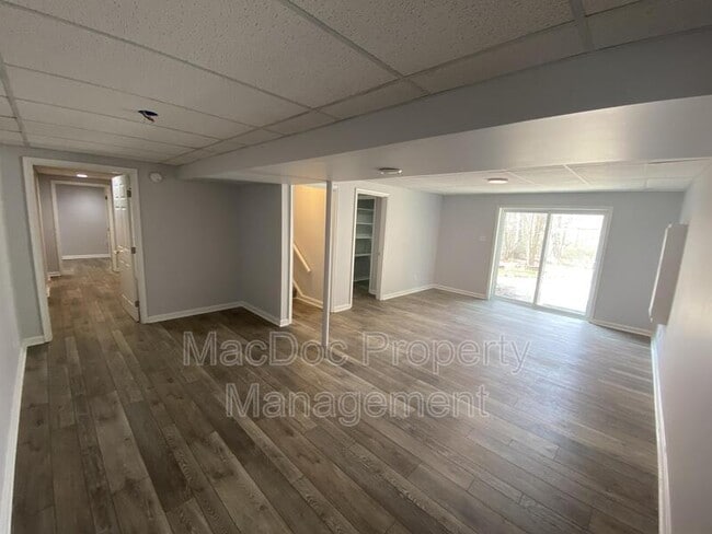 Building Photo - 13 Rocky Stone Dr