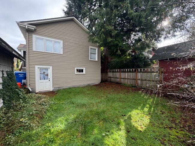 Building Photo - 6247 31st Ave NE