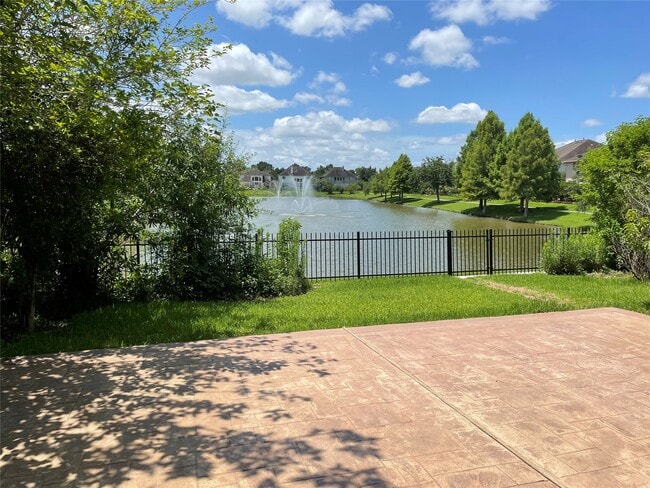 Building Photo - 12423 Ashford Hollow Dr