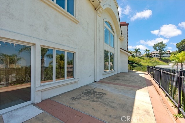 Building Photo - 2836 N Kingsgate Dr