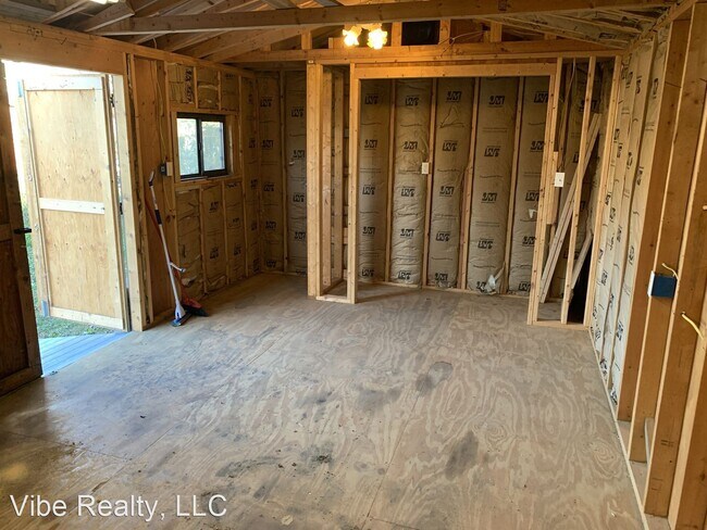Building Photo - 1 br, 1 bath House - 222 Dupont Ave