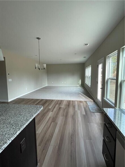 Building Photo - 21 Traminer Wy