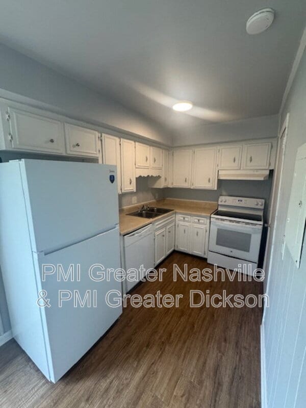 Building Photo - 741 McPherson Dr