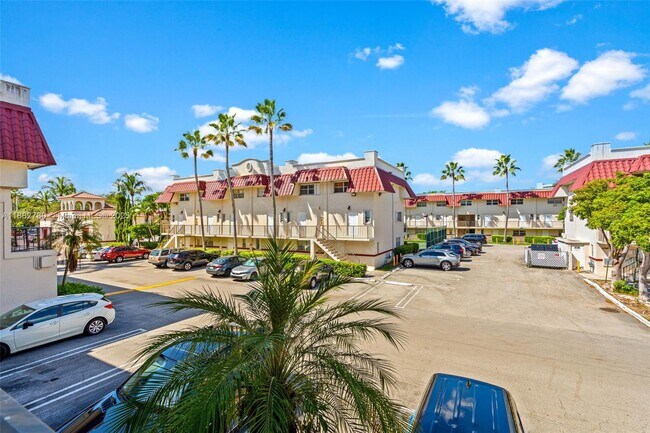 Building Photo - 8650 SW 67th Ave