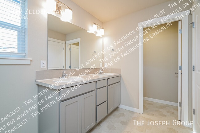 Building Photo - 2442 Zeeden Way