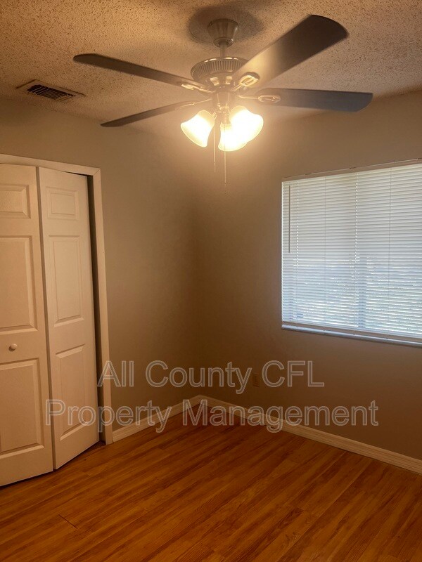 Building Photo - 7739 Range Dr