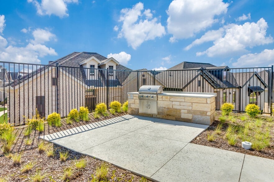Building Photo - Canopy Homes at Ventana