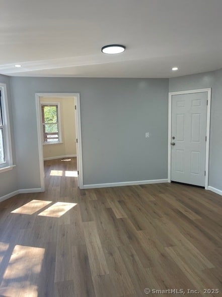 Building Photo - 280 Meriden Rd