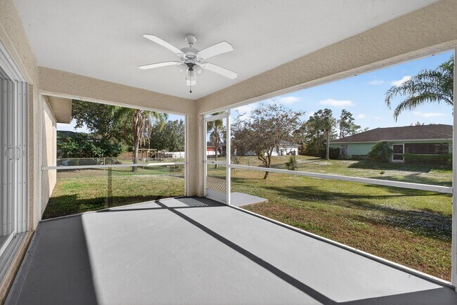 Building Photo - 1224 Bayou St E