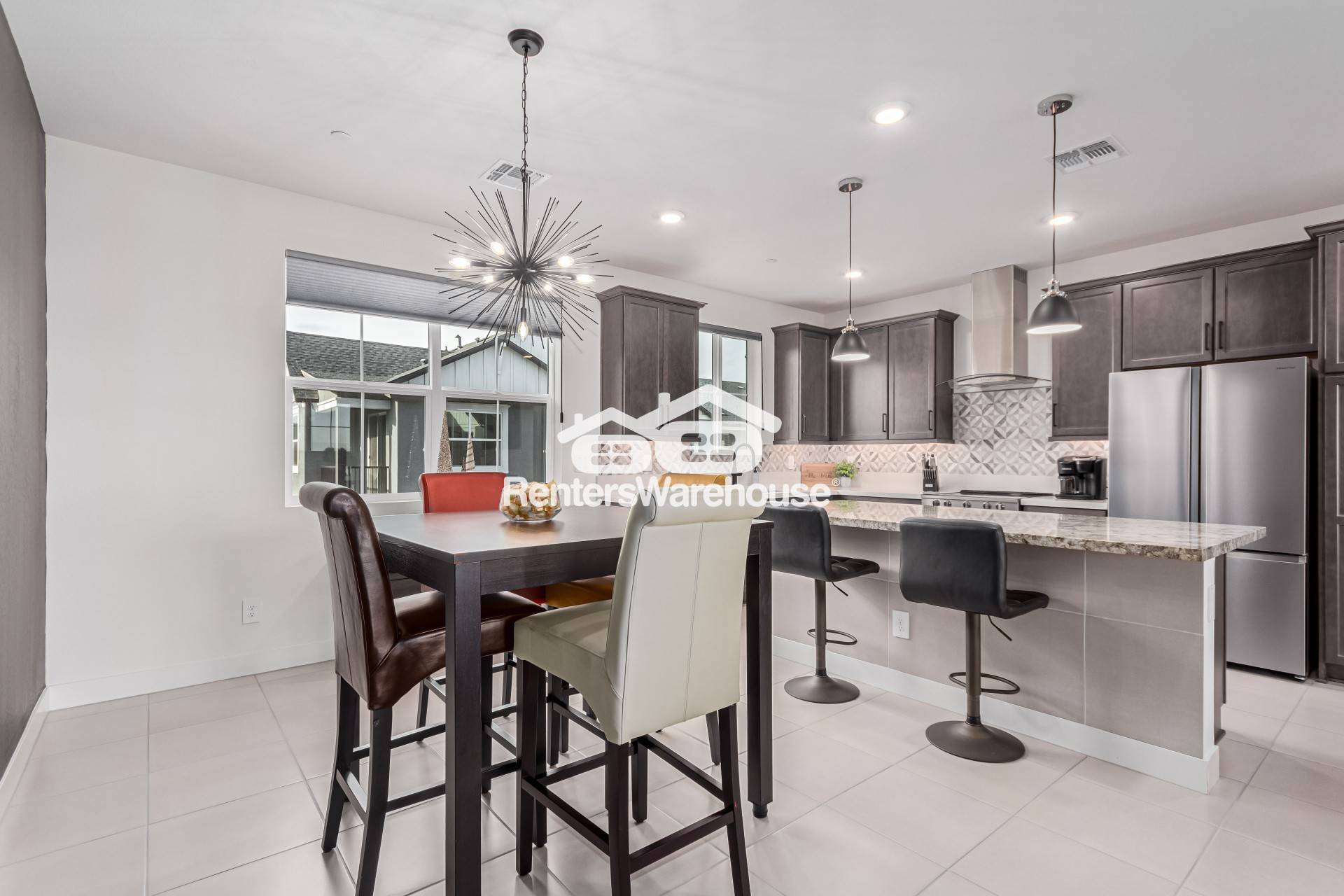 Building Photo - 11300 N Casa Dega Dr