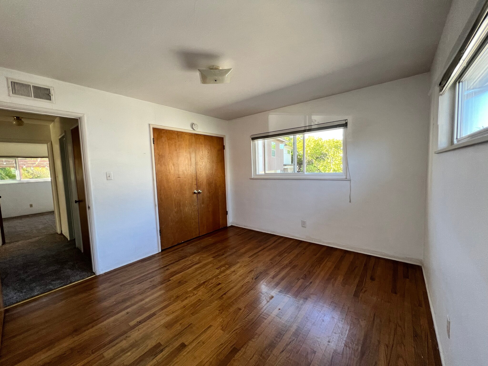 Building Photo - 189 Carpenter St