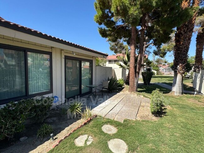 Building Photo - 2010 Lawrence Crossley Rd