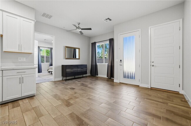 Building Photo - 7736 Tioga Rdg Ct