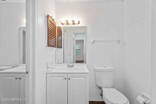 Building Photo - 476 Lombard St